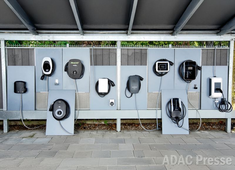 Adac Testsieger 2023:  Diese Modelle Überzeugen! - s37ns63