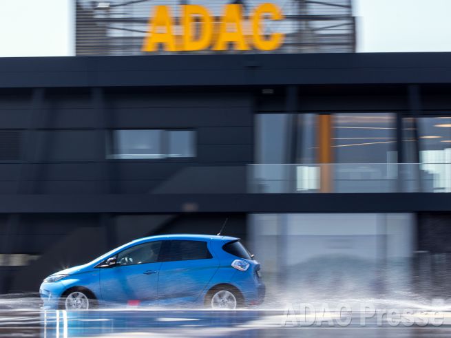 Über 1500 Leasingnehmer durch Kooperation von Renault und ADAC