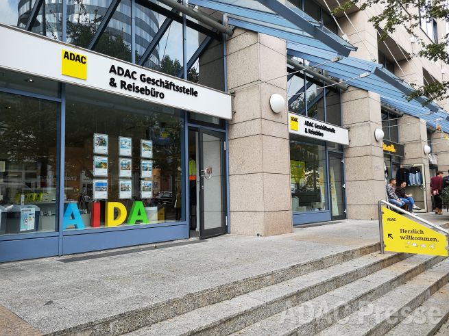 ADAC Geschäftsstelle & Reisebüro in Jena feiert neuen Standort 