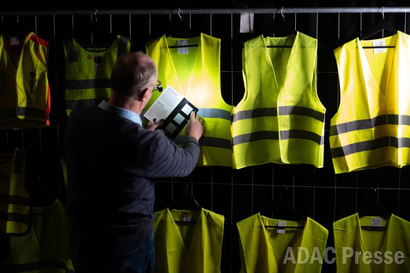 ADAC Test: Mangelhafte Warnwesten