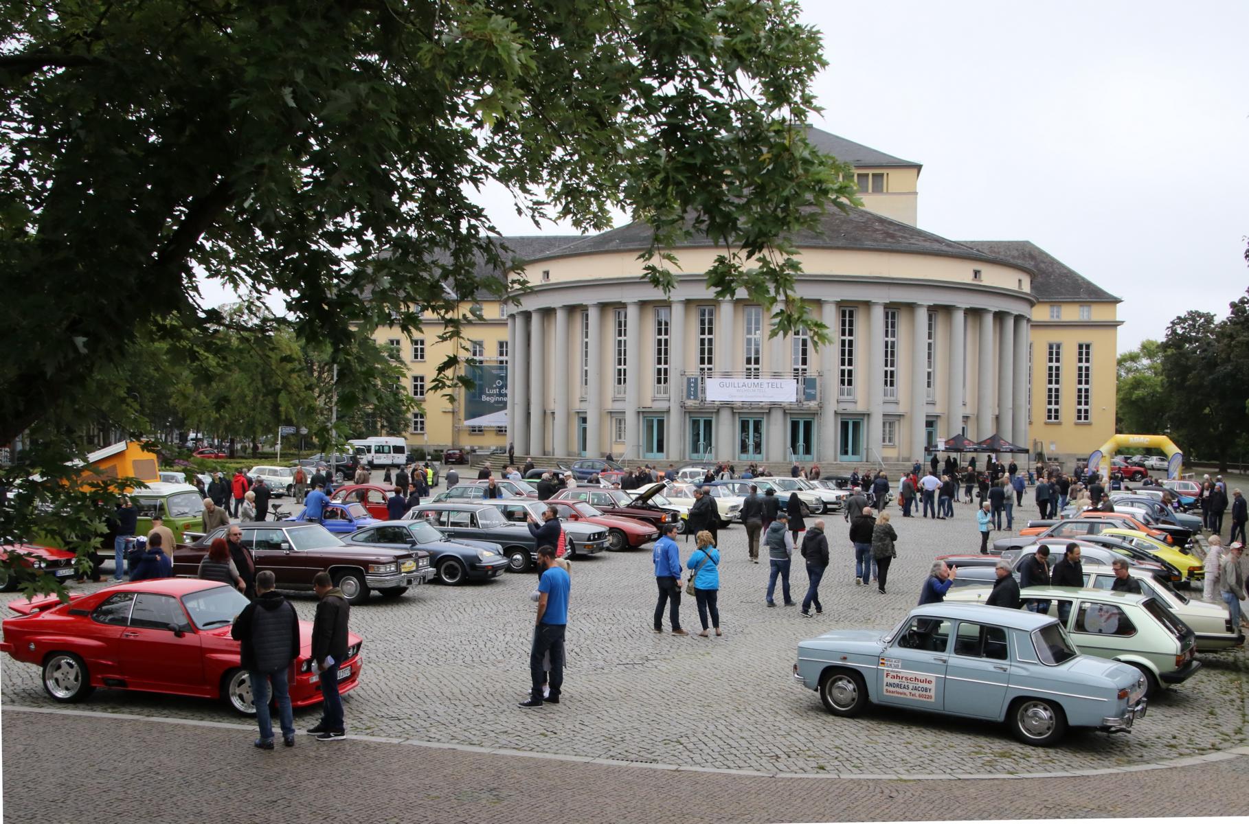 ADAC Saarland Classic Cup: Mit dem Oldtimer das Mandelbachtal erkundet