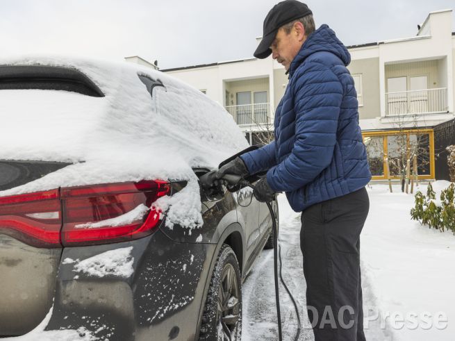 So kommen Elektroauto-Fahrer gut durch den Winter