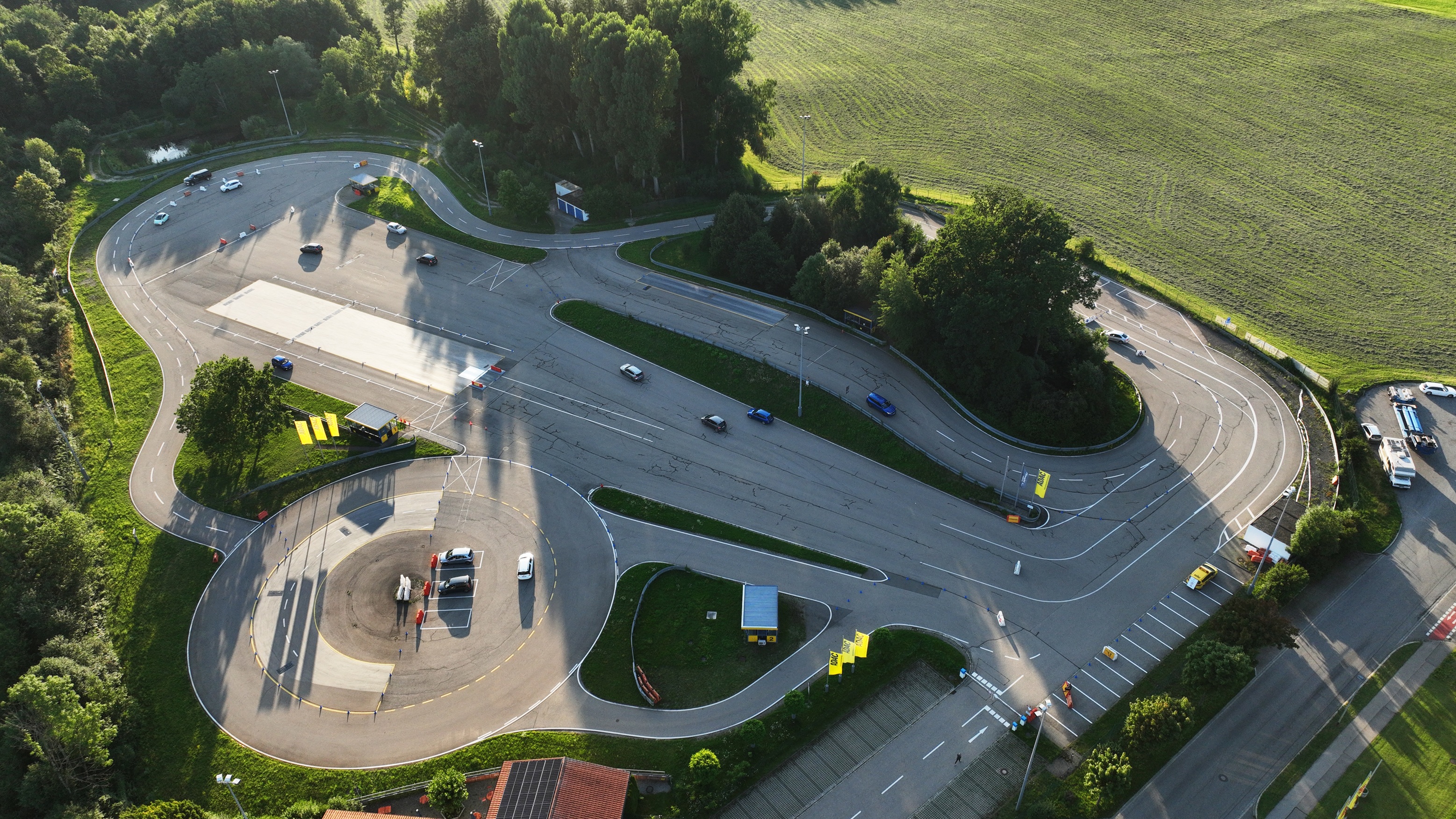 verkehrsübungsplatz / adac fahrsicherheits-zentrum hannover