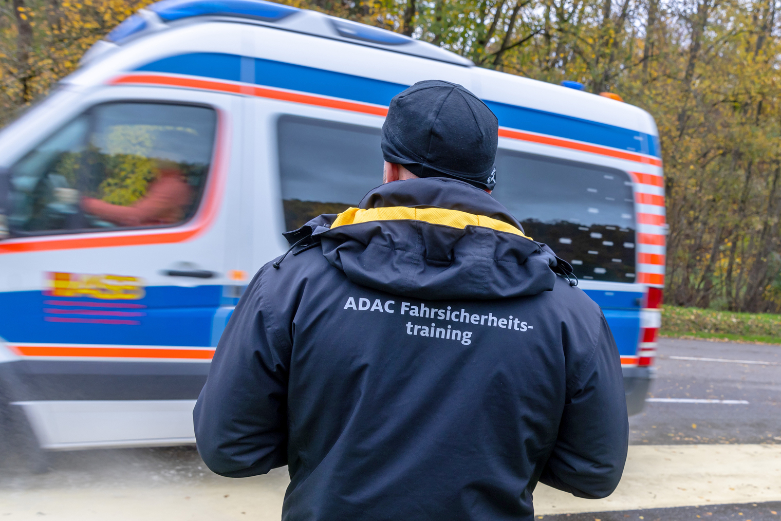 Die ASB-Wünschewagen Beim ADAC Fahrsicherheitstraining